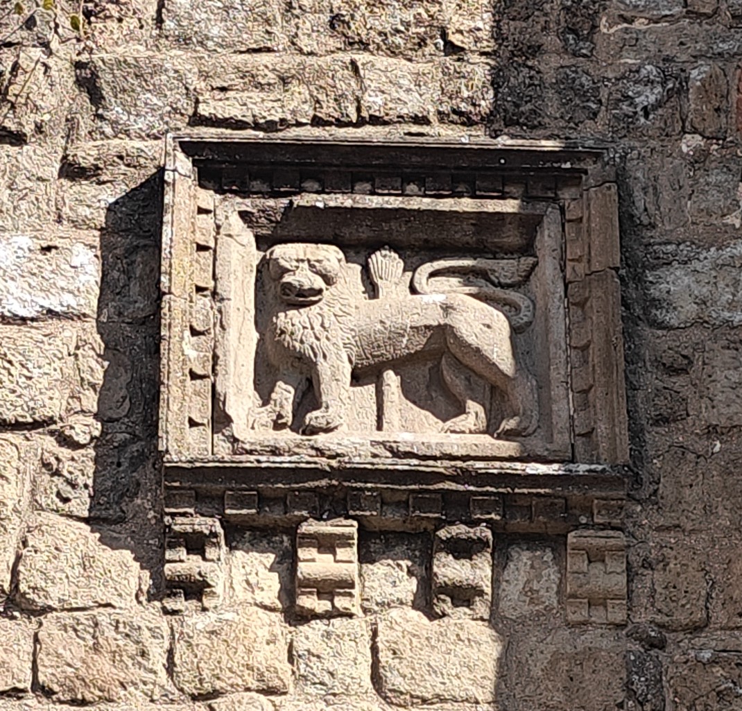 Il leone di Viterbo sopra Porta San Pietro (dettaglio)